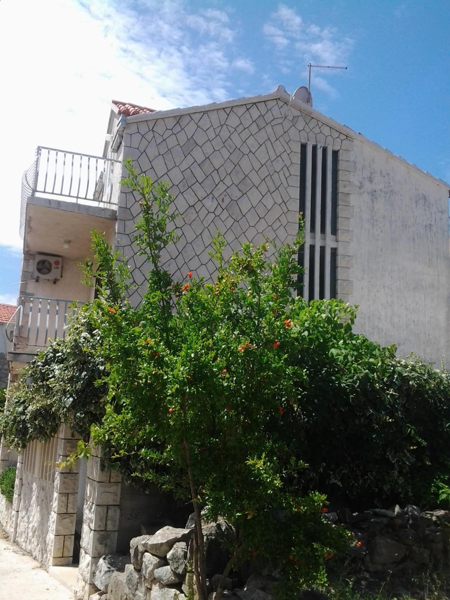 Apartments Vini And Ivana Sućuraj Oda fotoğraf