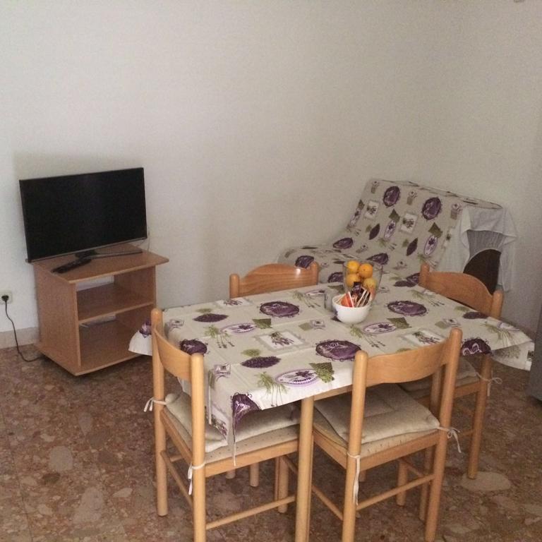 Apartments Vini And Ivana Sućuraj Dış mekan fotoğraf