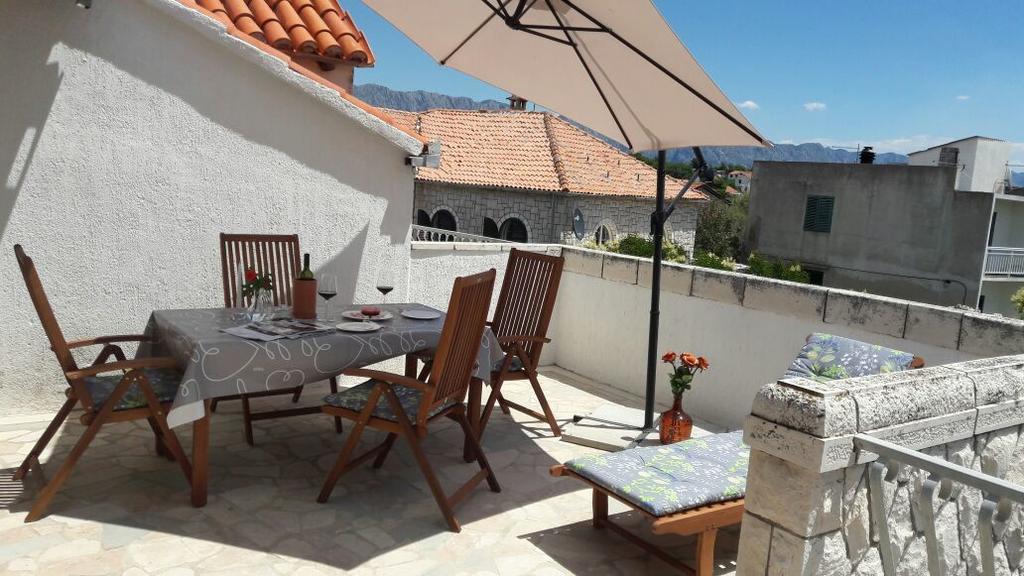 Apartments Vini And Ivana Sućuraj Dış mekan fotoğraf